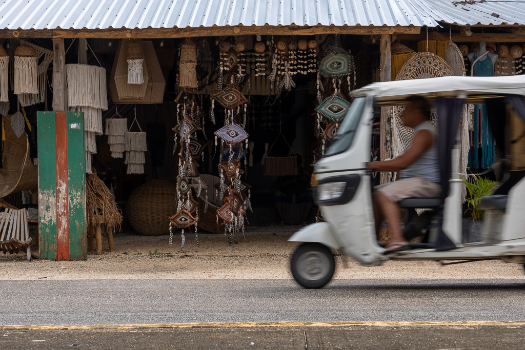 Une boutique de souvenir à Macario Gómez